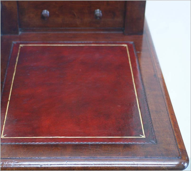 4020 Antique Victorian Dickens Desk (11)